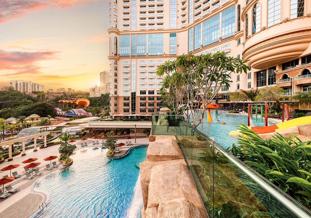 The Villas At Sunway Resort Hotel Kampong Penaga  Bagian luar foto