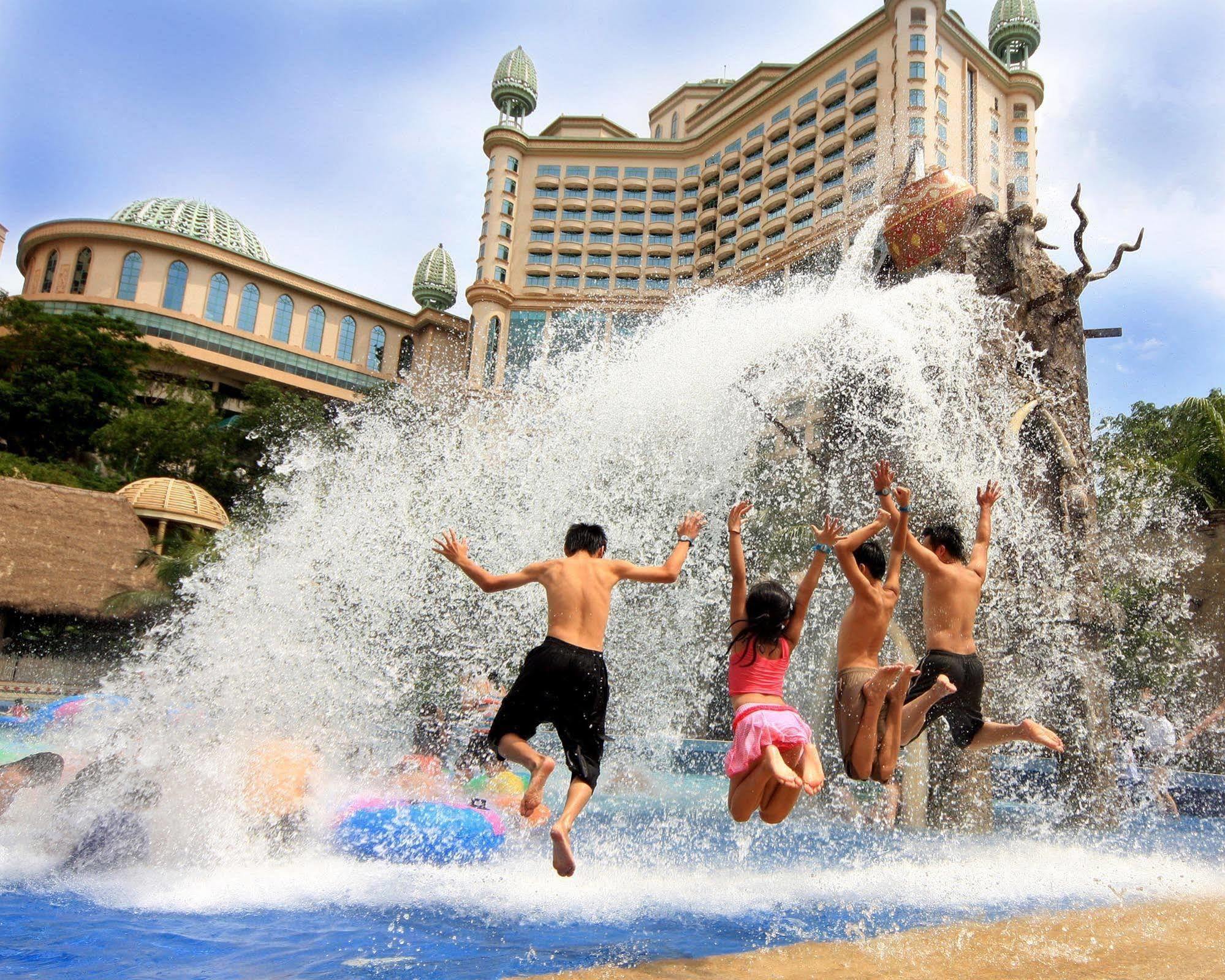The Villas At Sunway Resort Hotel Kampong Penaga  Bagian luar foto
